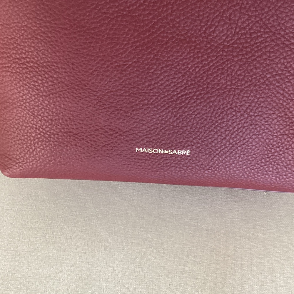 Elegant Burgundy Hobo Bag 
Leather - Picture 2 of 10